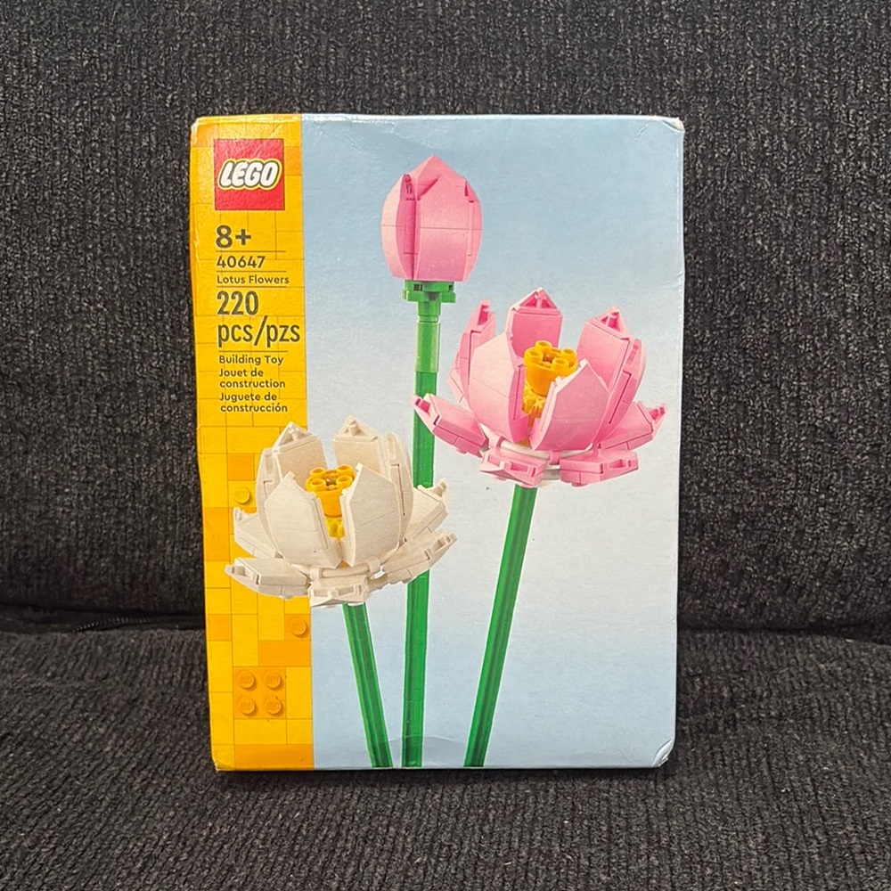 LEGO Lotus Flowers Set